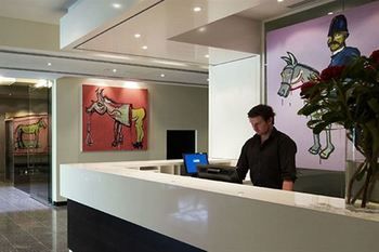 Art Series - The Cullen - Accommodation Noosa 45