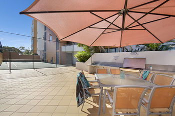 Santorini Twin Waters - Accommodation Noosa 30