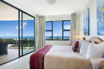 Santorini Twin Waters - Accommodation Noosa 34