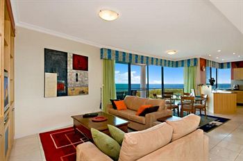 Santorini Twin Waters - Accommodation Noosa 4