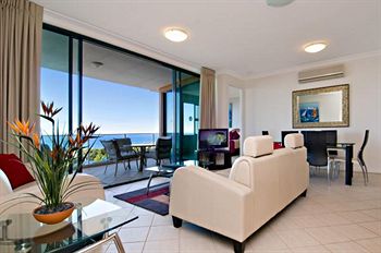 Santorini Twin Waters - Accommodation Noosa 5