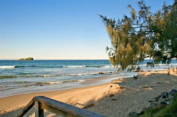 Santorini Twin Waters - Accommodation Noosa 9