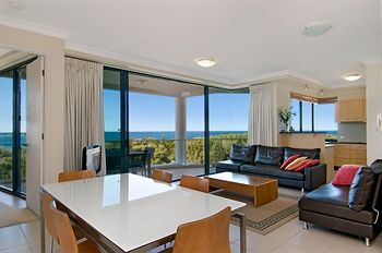 Santorini Twin Waters - Accommodation Noosa 19