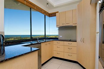 Santorini Twin Waters - Accommodation Noosa 22