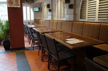 Royal Exhibition Hotel - Accommodation Noosa 6