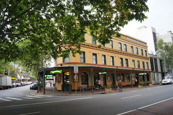 Royal Exhibition Hotel - Accommodation Noosa 16