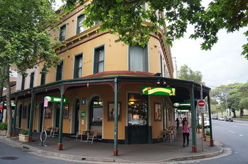 Royal Exhibition Hotel - Accommodation Noosa 19