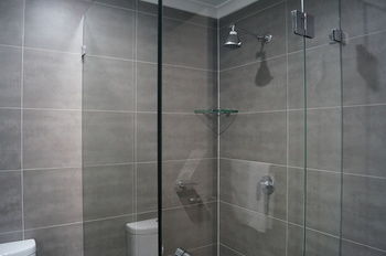 Royal Exhibition Hotel - Accommodation Noosa 26
