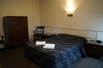 Royal Exhibition Hotel - Accommodation Noosa 36