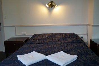 Royal Exhibition Hotel - Accommodation Noosa 38