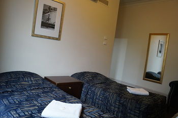 Royal Exhibition Hotel - Accommodation Noosa 45