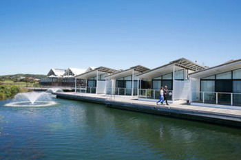 Caves Beachside Hotel - Accommodation Noosa 16