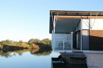 Caves Beachside Hotel - Accommodation Noosa 25