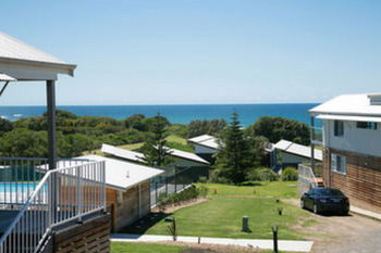 Caves Beachside Hotel - Accommodation Noosa 30