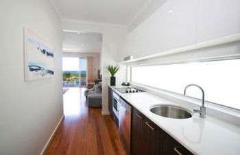 Caves Beachside Hotel - Accommodation Noosa 39