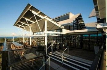 Caves Beachside Hotel - Accommodation Noosa 52