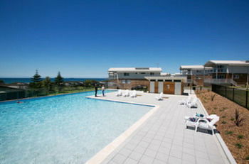 Caves Beachside Hotel - Accommodation Noosa 57