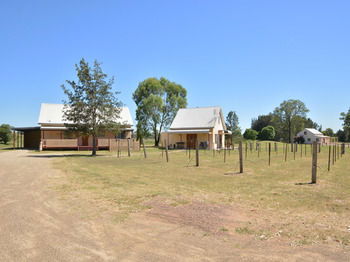 Madigan Wine Country Cottages - Accommodation Noosa 27
