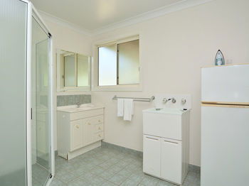 Madigan Wine Country Cottages - Accommodation Noosa 31