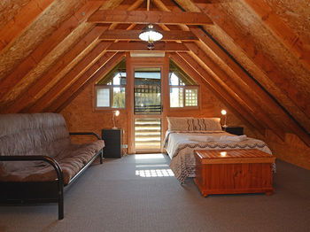 Madigan Wine Country Cottages - Accommodation Noosa 33