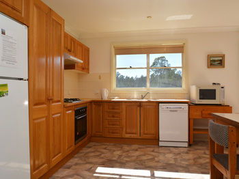 Madigan Wine Country Cottages - Accommodation Noosa 69