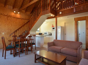Madigan Wine Country Cottages - Accommodation Noosa 75