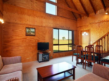 Madigan Wine Country Cottages - Accommodation Noosa 78