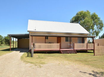 Madigan Wine Country Cottages - Accommodation Noosa 93