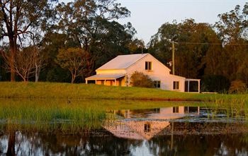 Madigan Wine Country Cottages - Accommodation Noosa 18