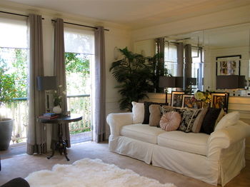 Andre's Mews Luxury Serviced Apartments - Accommodation Noosa 5