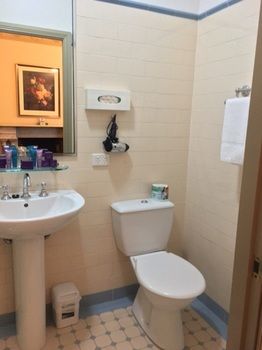 Avonmore On The Park Boutique Hotel - Accommodation Noosa 2