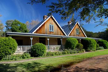 Carriages Boutique Hotel - Accommodation Noosa 21