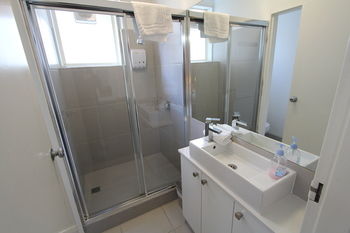 Drummond Apartments Services - Accommodation Noosa 3