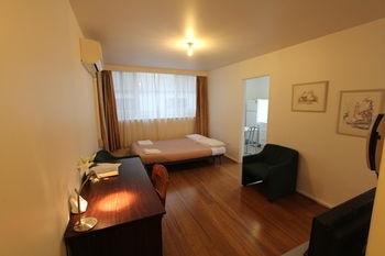 Drummond Apartments Services - Accommodation Noosa 11