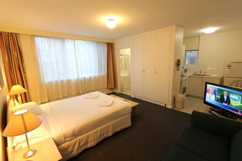 Drummond Apartments Services - Accommodation Noosa 13