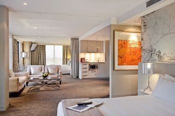 Art Series - The Olsen - Accommodation Noosa 5