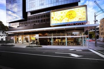 Art Series - The Olsen - Accommodation Noosa 12