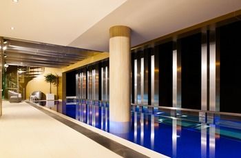 Art Series - The Olsen - Accommodation Noosa 17