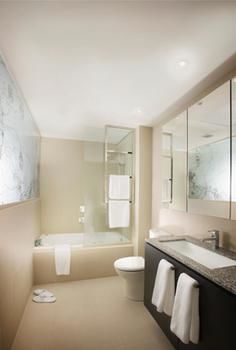 Art Series - The Olsen - Accommodation Noosa 50