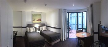 Morgans Boutique Hotel - Accommodation Noosa 2