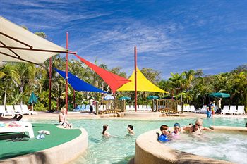 Ocean Beach Resort & Holiday Park - Accommodation Noosa 2