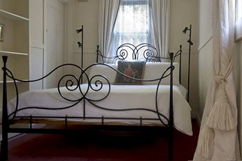 Cottages At Monreale - Accommodation Noosa 34