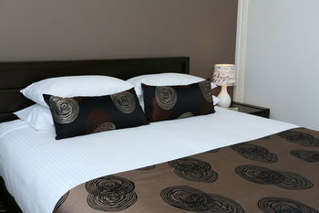 San Marino By The Sea Apartments - Accommodation Noosa 79
