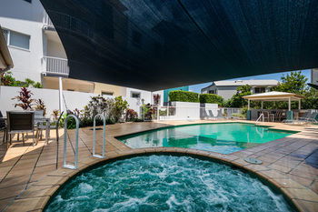 Coolum Seaside - Accommodation Noosa 3
