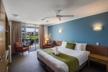 Coolum Seaside - Accommodation Noosa 30