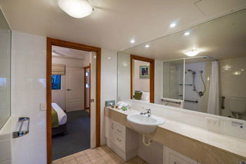 Coolum Seaside - Accommodation Noosa 40