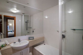 Coolum Seaside - Accommodation Noosa 44
