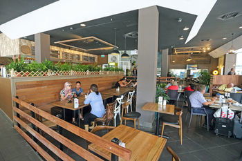 Sydney Central YHA - Hostel - Accommodation Noosa 2