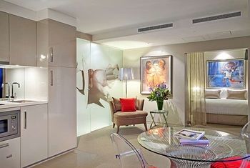 Art Series-The Blackman - Accommodation Noosa 33