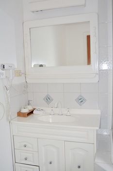Georgian Court Bed & Breakfast - Accommodation Noosa 2